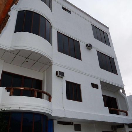 Galapagos Islands Hotel Puerto Ayora  Dış mekan fotoğraf