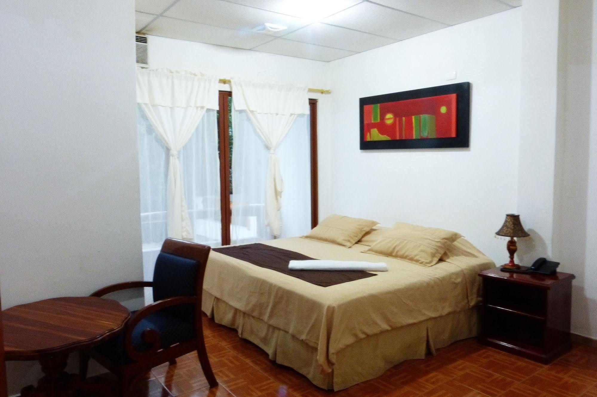 Galapagos Islands Hotel Puerto Ayora  Dış mekan fotoğraf